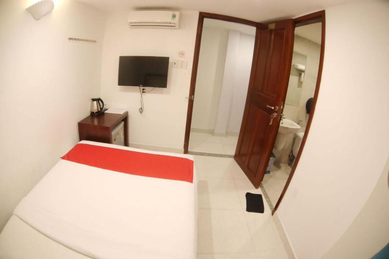 Nu Hotel - 18 Bui Vien Walkstreet Ho Chi Minh City Exterior photo